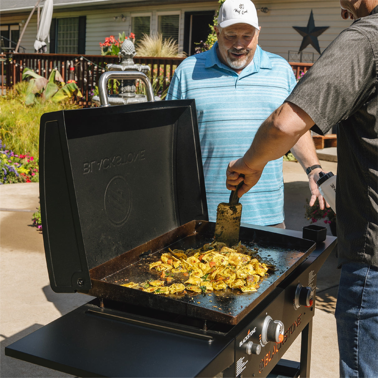 Blackstone 28'' Griddle with Hood