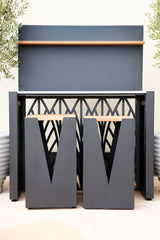 The British Outdoor Kitchen - Feature Pattern Table